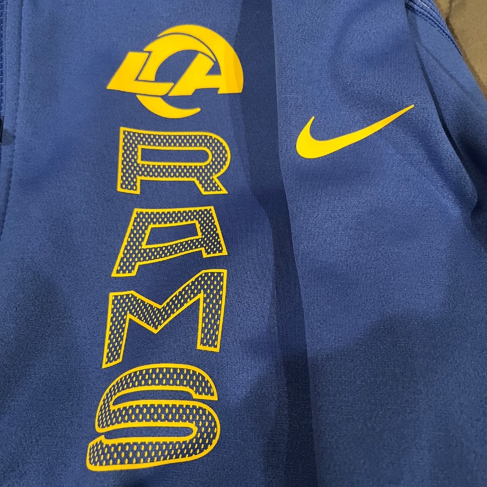 Men’s Rams jacket - Picture 4 of 4
